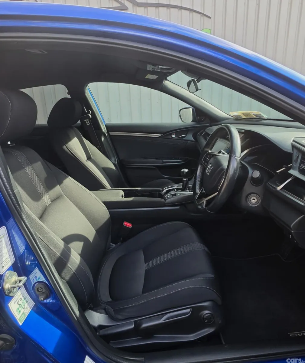 Honda Civic Hatchback, Petrol, 2021, Blue