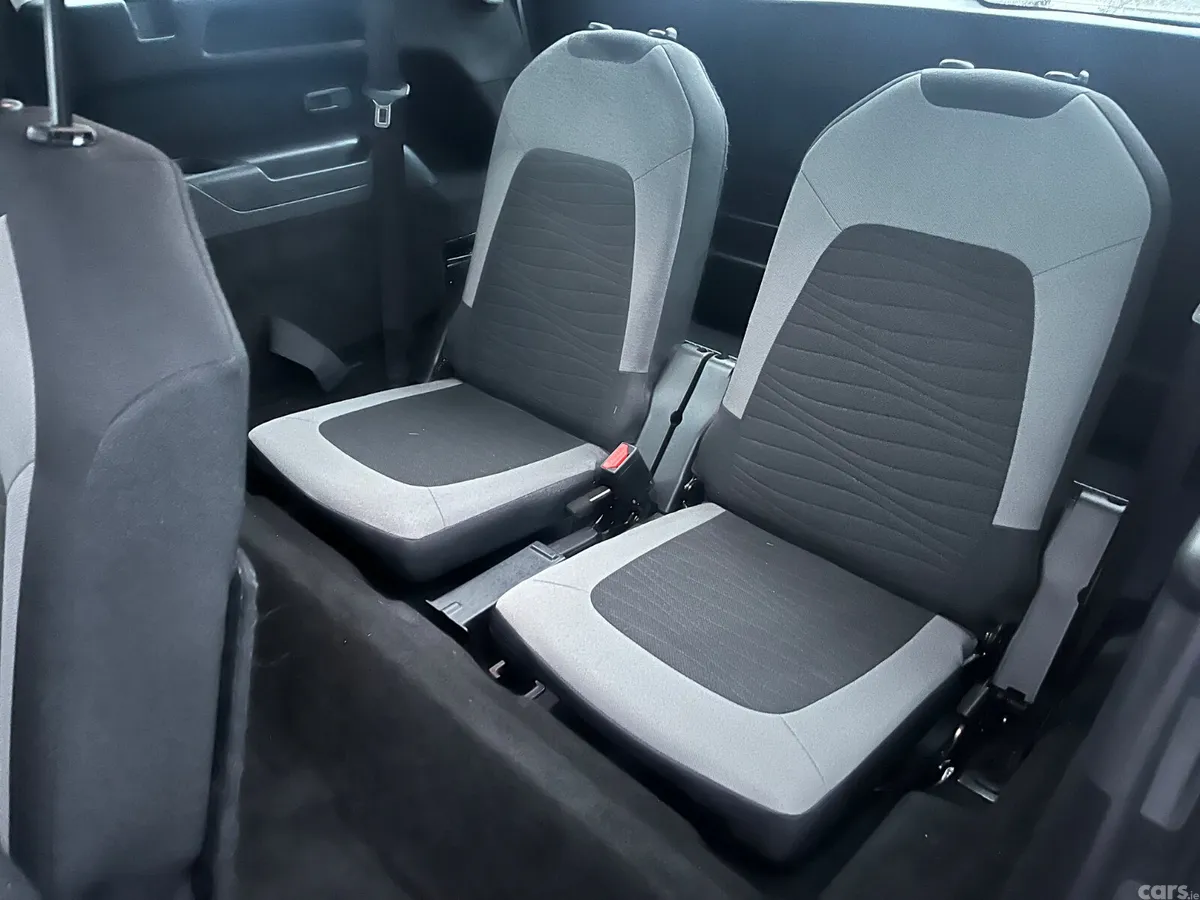 Citroen C4 Hatchback, Diesel, 2015, Grey