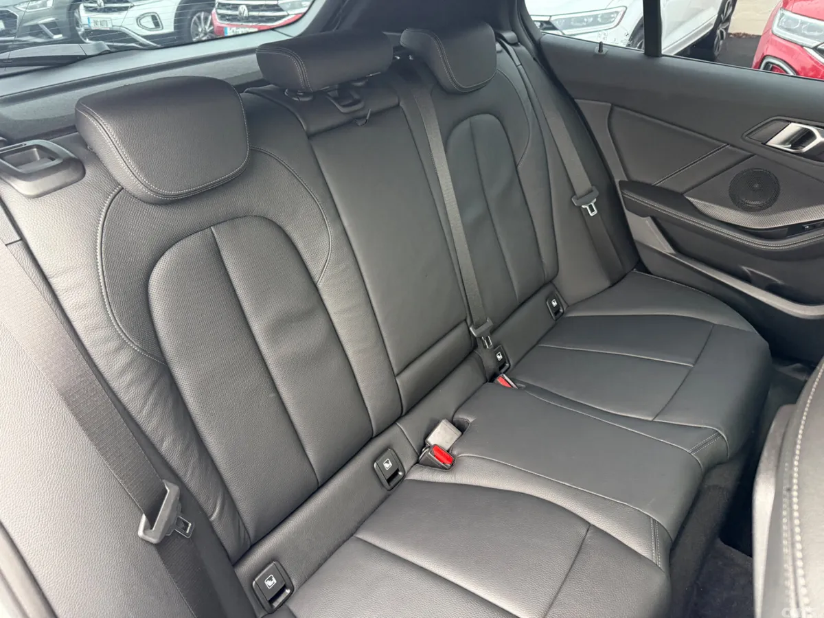 BMW 1-Series Hatchback, Diesel, 2023, White