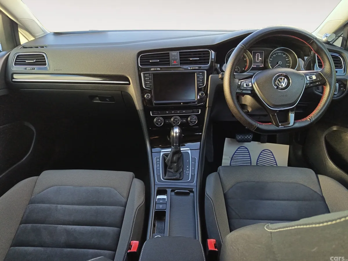 Volkswagen Golf Hatchback, Petrol, 2014, Silver