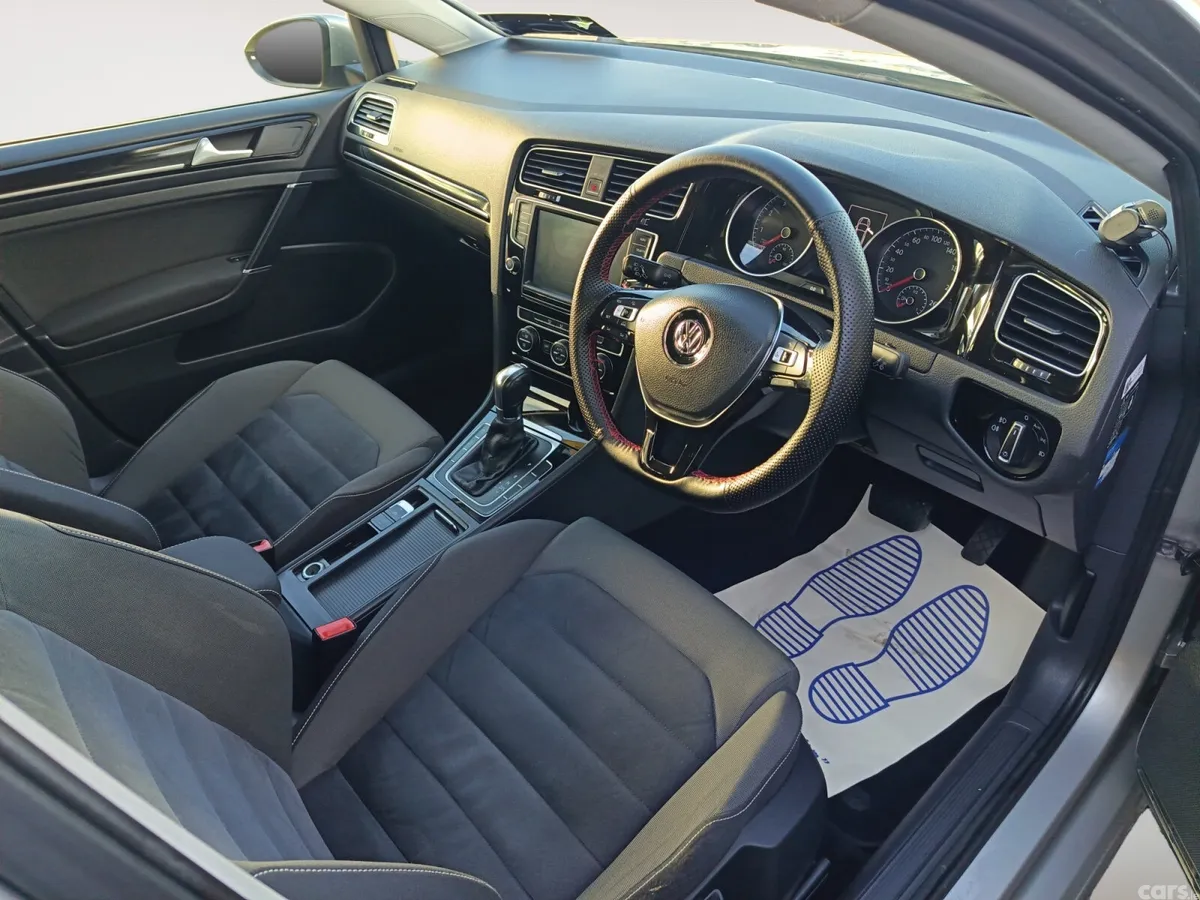 Volkswagen Golf Hatchback, Petrol, 2014, Silver