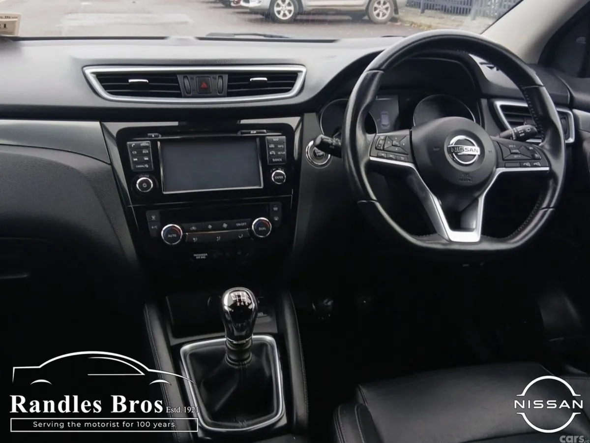 Nissan Qashqai Hatchback, Diesel, 2019, Blue