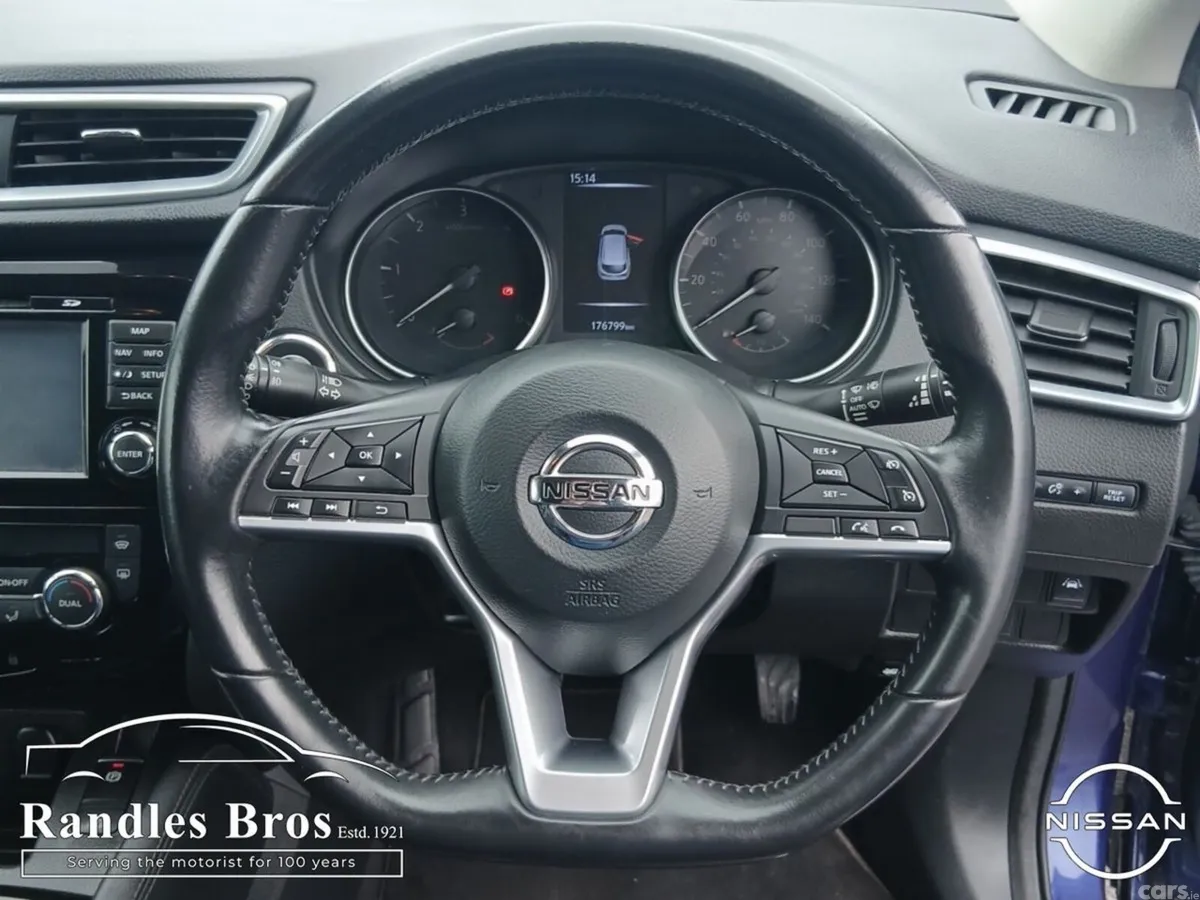 Nissan Qashqai Hatchback, Diesel, 2019, Blue