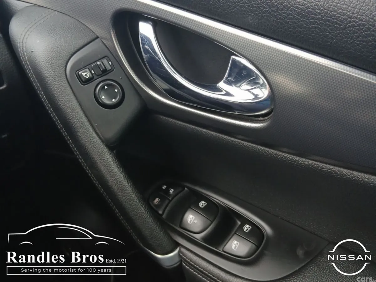 Nissan Qashqai Hatchback, Diesel, 2019, Blue