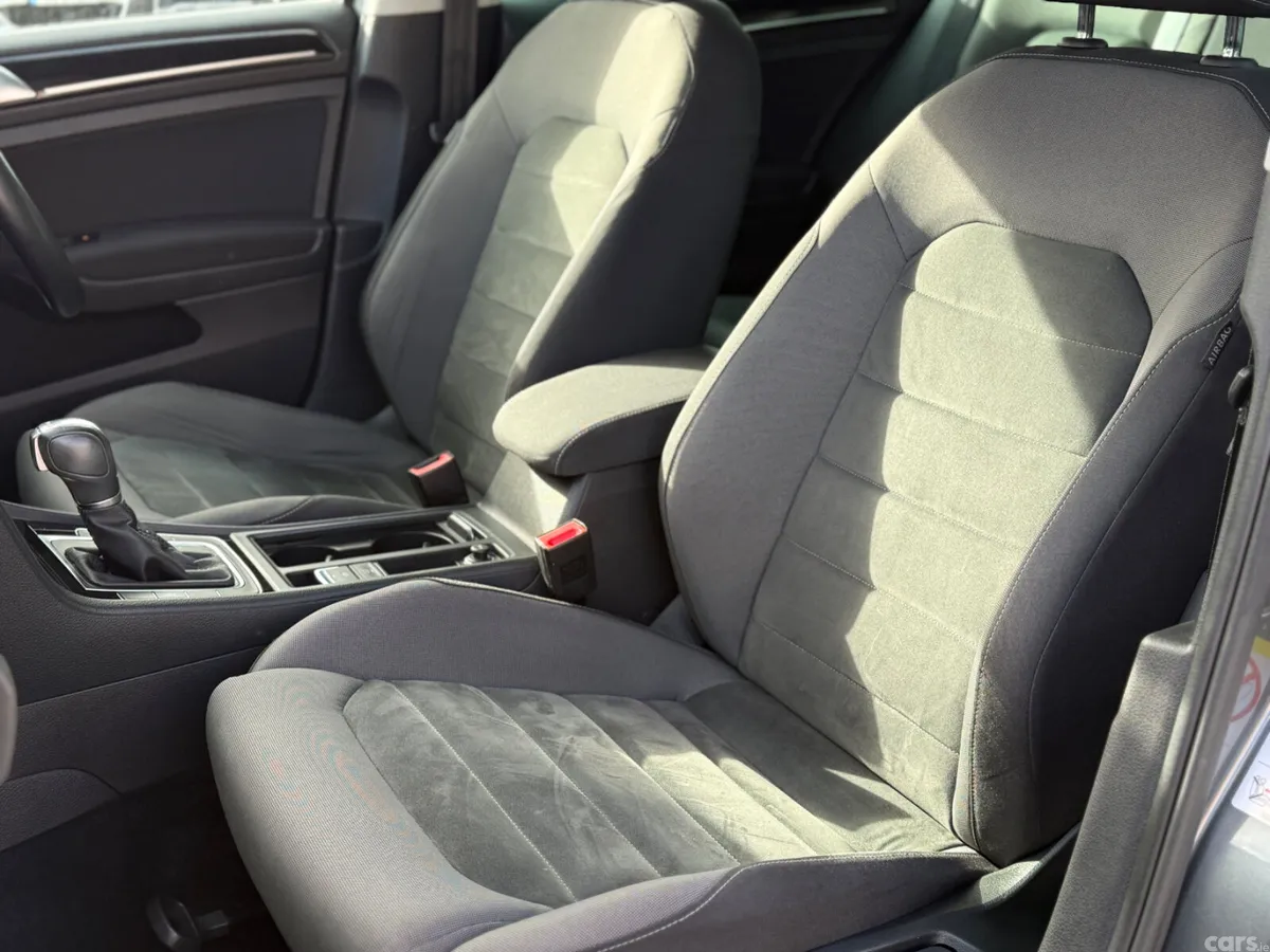 Volkswagen Golf Hatchback, Petrol, 2018, Grey