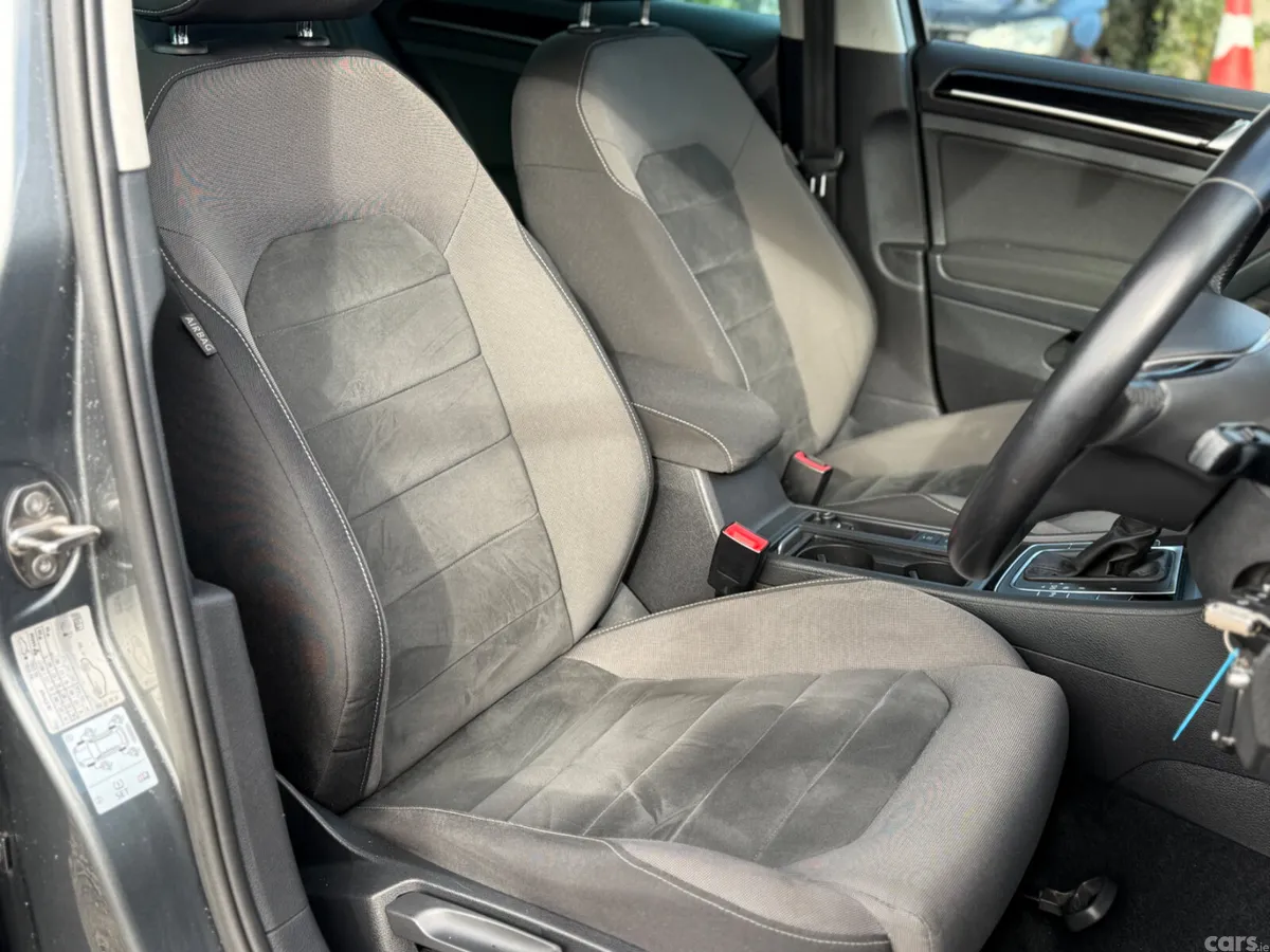 Volkswagen Golf Hatchback, Petrol, 2018, Grey