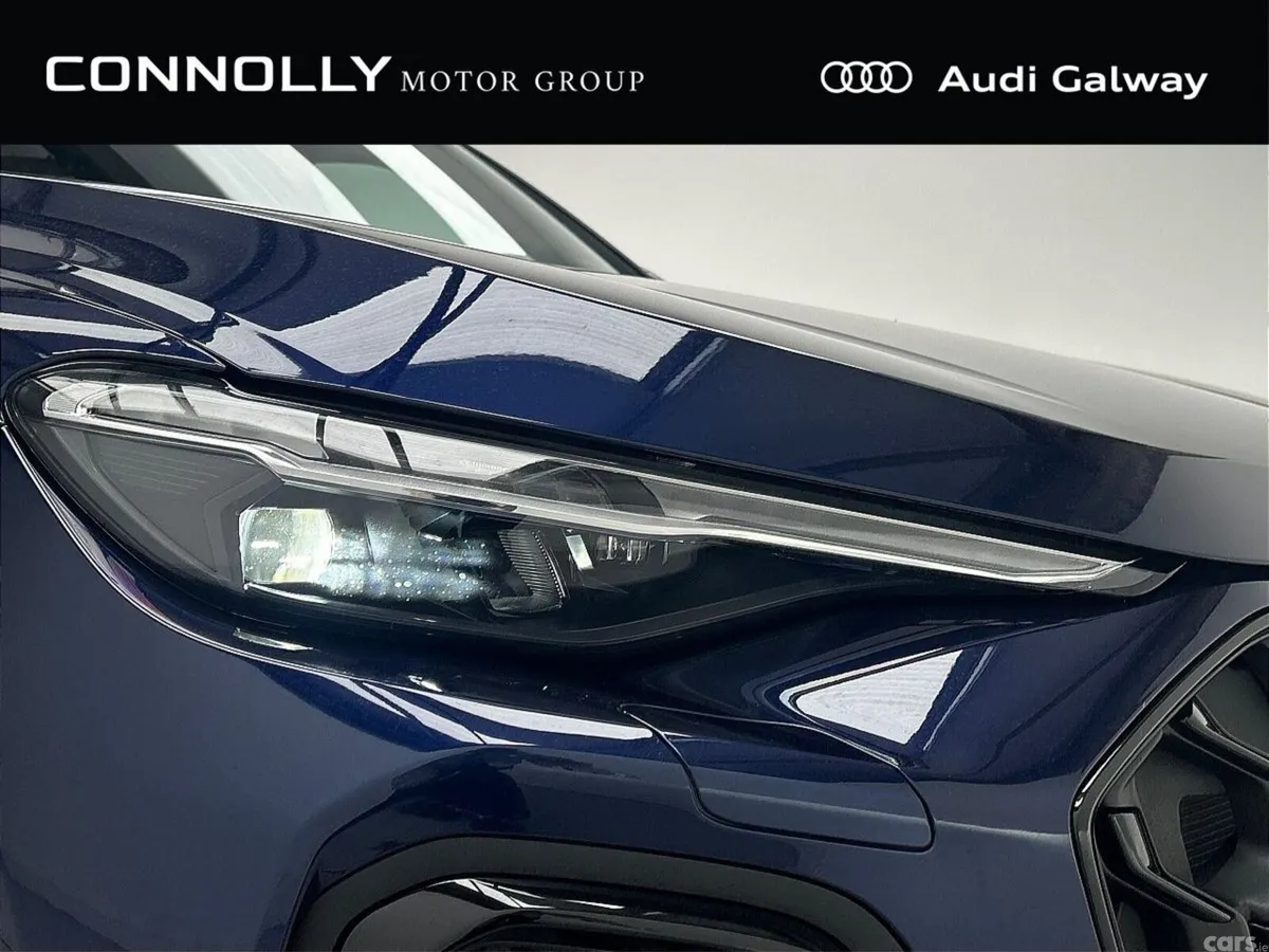 Audi Q5 SUV, Petrol Plug-in Hybrid, 2027, Blue