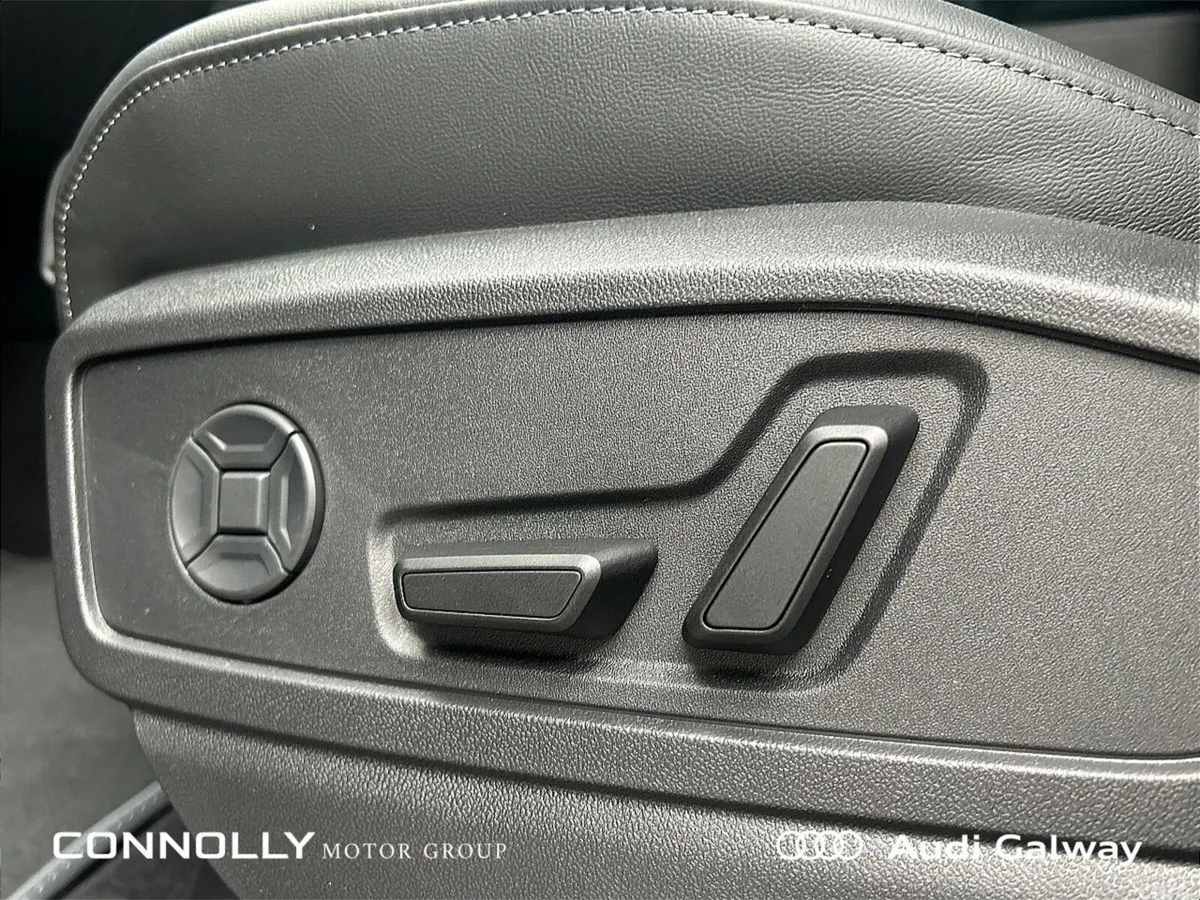 Audi Q5 SUV, Petrol Plug-in Hybrid, 2027, Blue