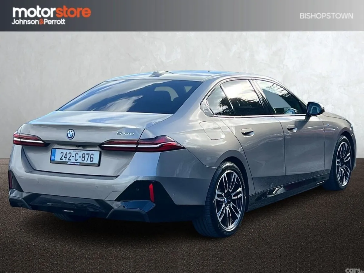 BMW 5-Series Saloon, Petrol Plug-in Hybrid, 2024, Grey