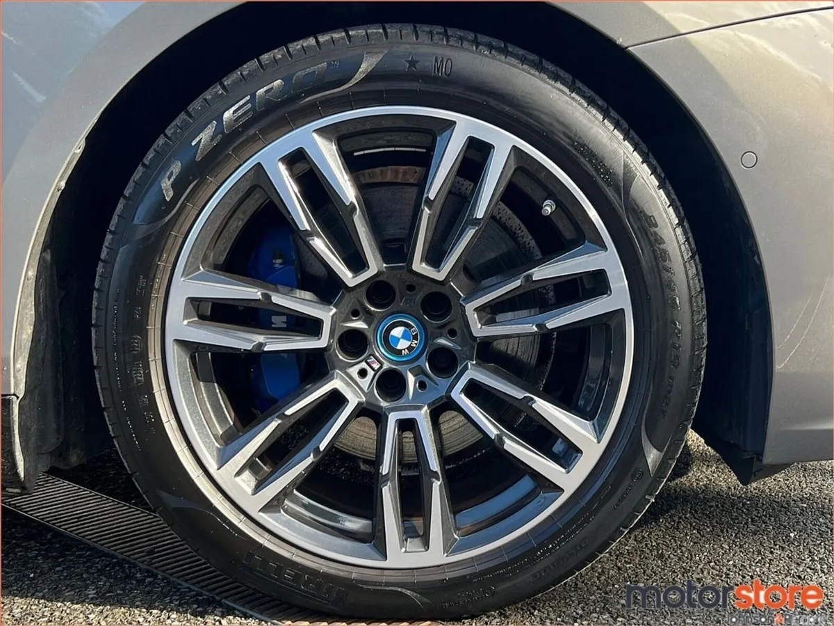 BMW 5-Series Saloon, Petrol Plug-in Hybrid, 2024, Grey
