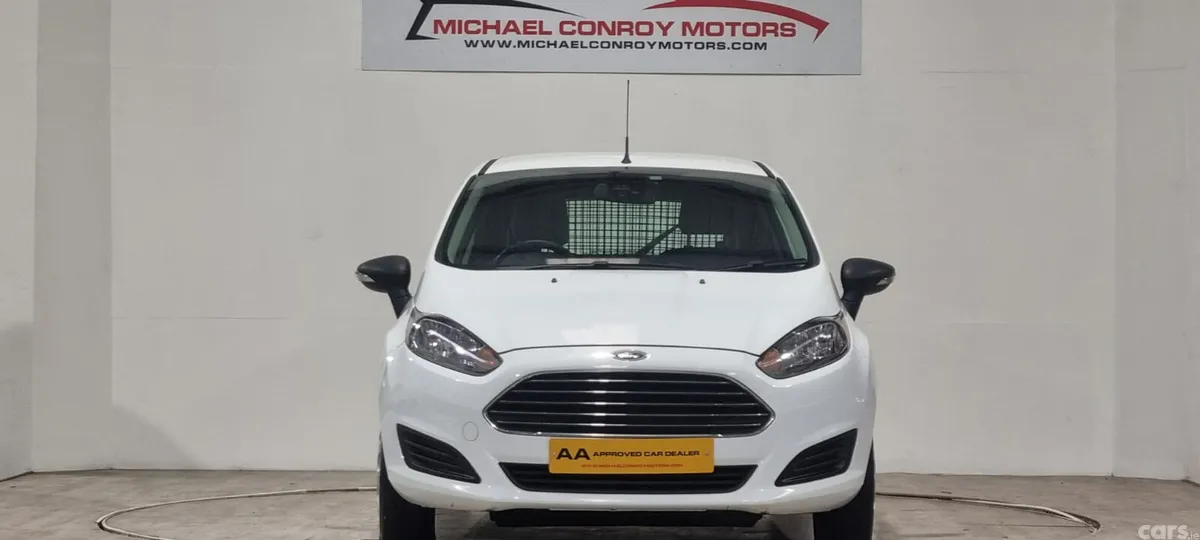Ford Fiesta MPV, Diesel, 2015, White