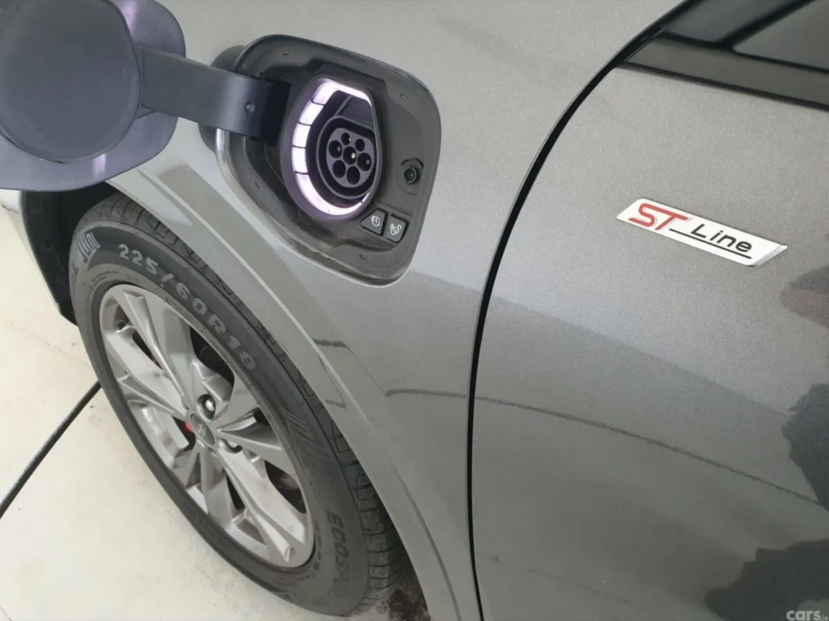 Ford Kuga SUV, Petrol Plug-in Hybrid, 2020, Grey