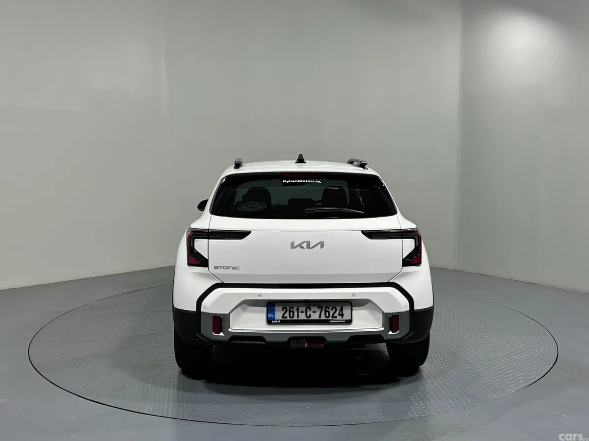 Kia Stonic Hatchback, Petrol Hybrid, 2026, White