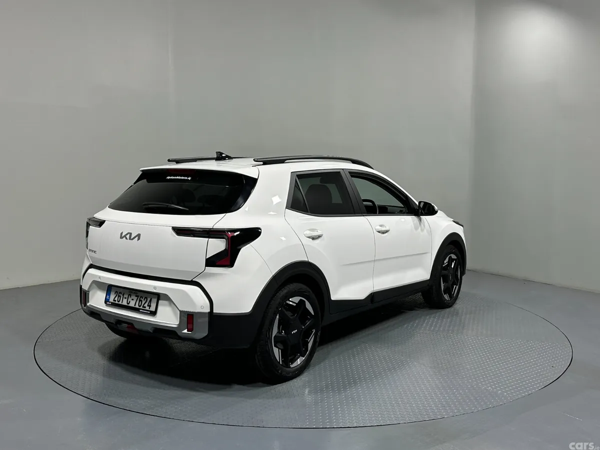 Kia Stonic Hatchback, Petrol Hybrid, 2026, White