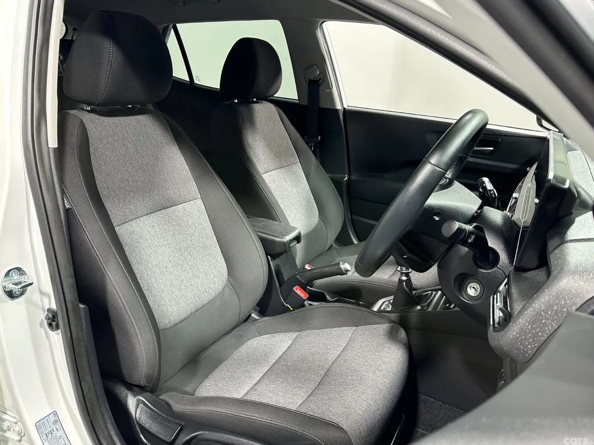 Kia Stonic Hatchback, Petrol Hybrid, 2026, White