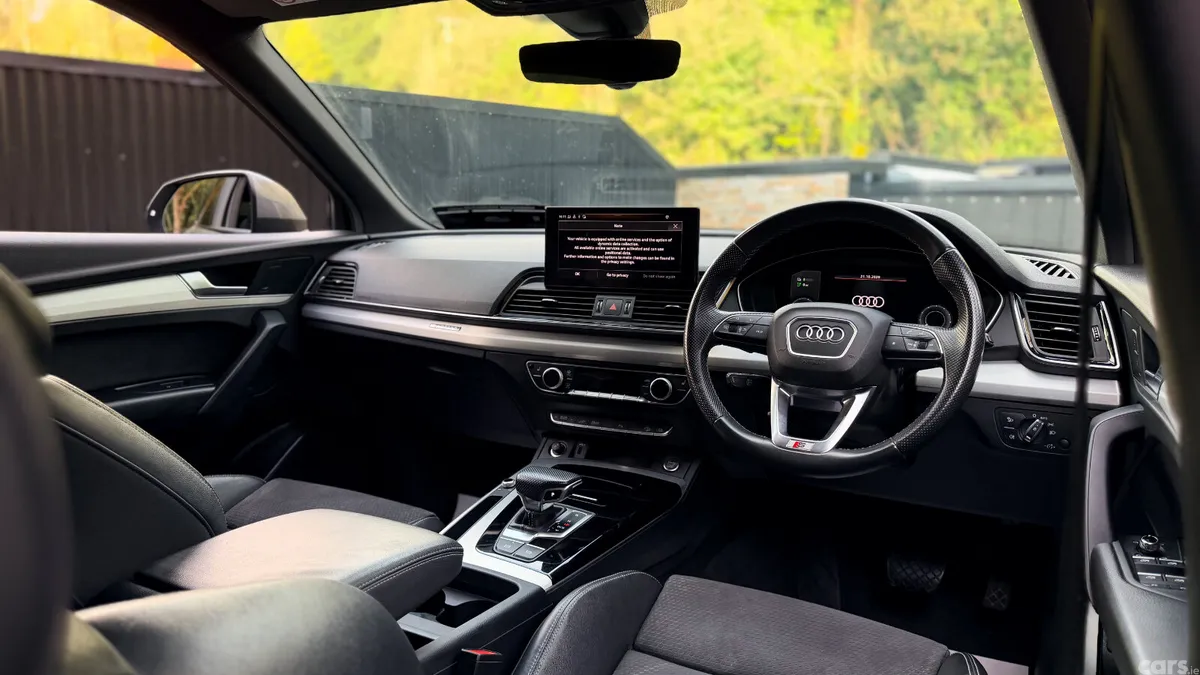 Audi Q5 SUV, Petrol Plug-in Hybrid, 2022, Grey