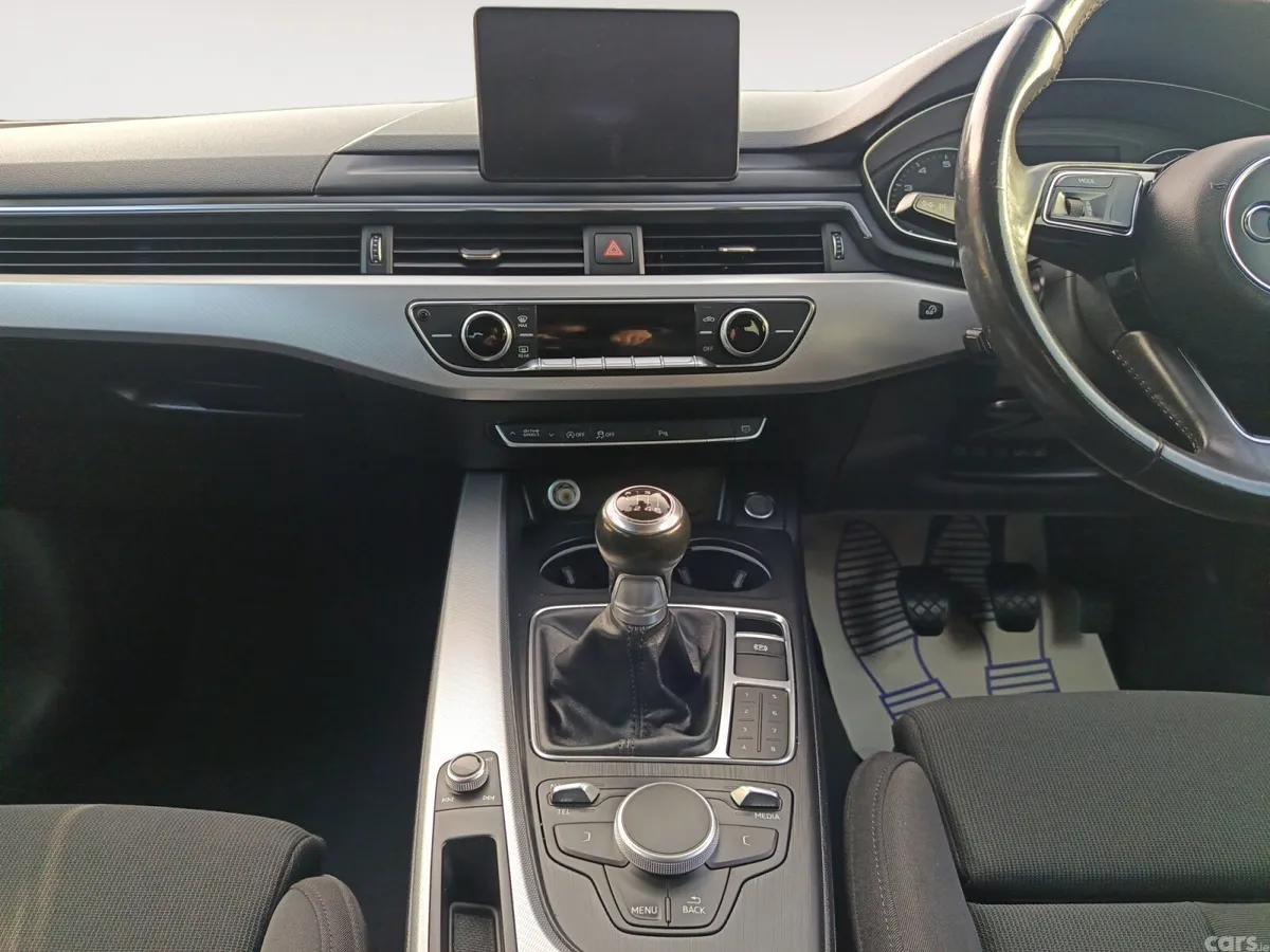 Audi A4 Saloon, Petrol, 2016, Red
