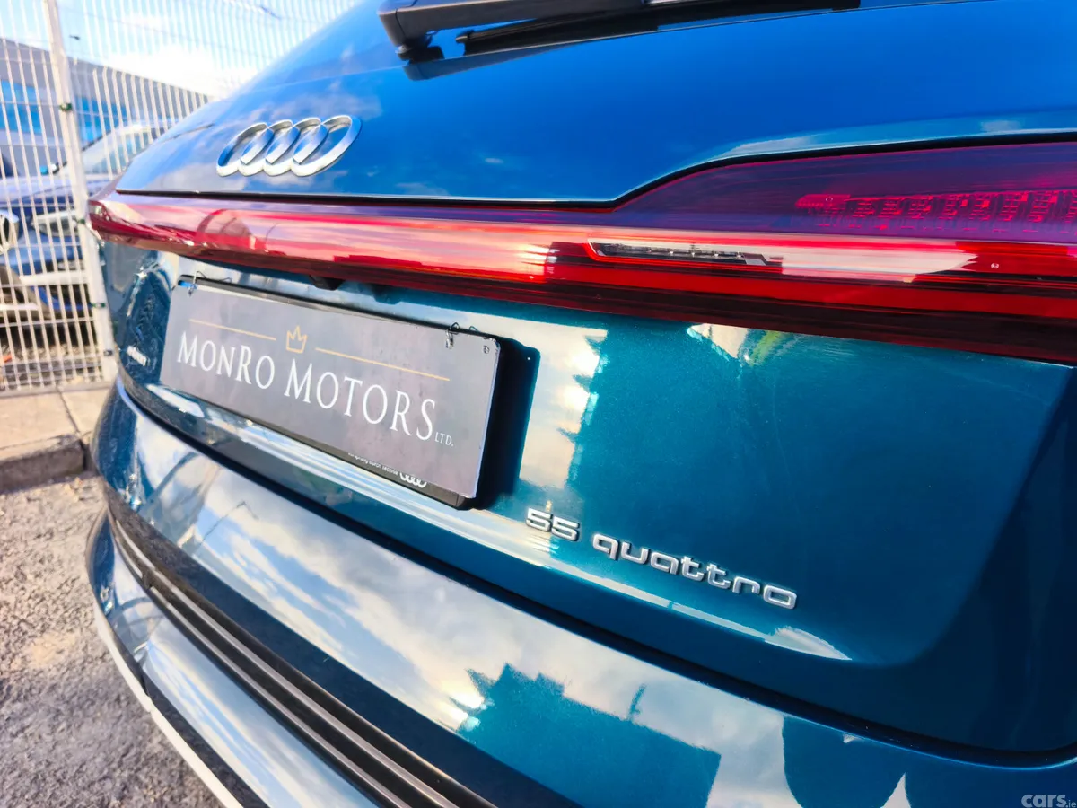 Audi e-tron SUV, Electric, 2020, Blue