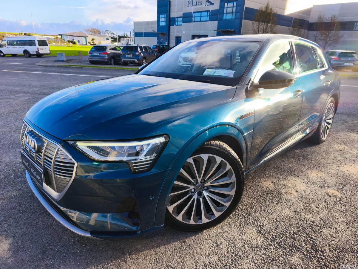 Audi e-tron SUV, Electric, 2020, Blue