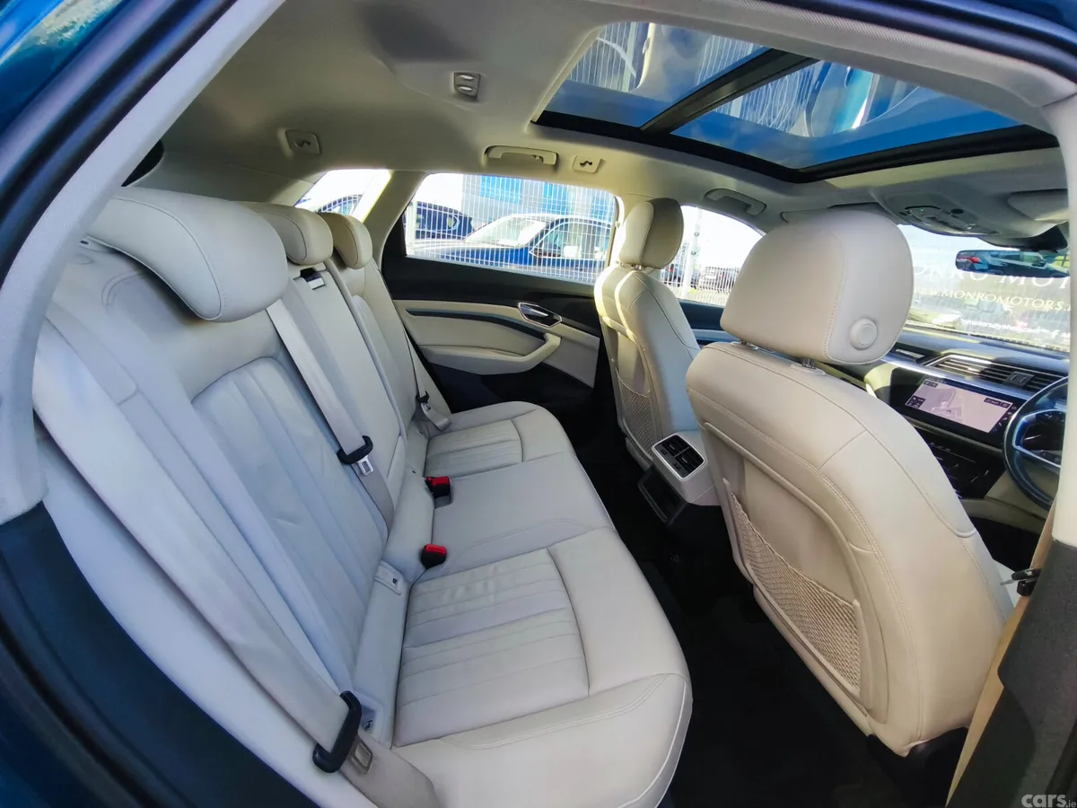 Audi e-tron SUV, Electric, 2020, Blue