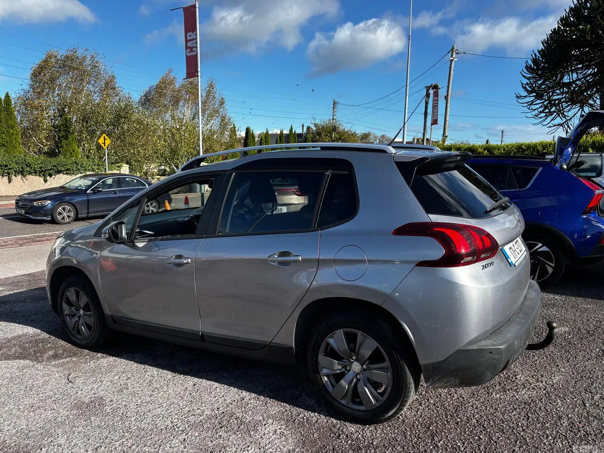 Peugeot 2008 Estate, Diesel, 2017, Grey