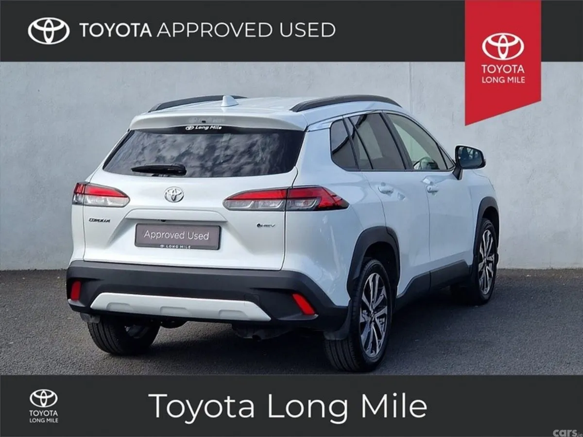 Toyota Corolla Cross Hatchback, Petrol Hybrid, 2023, White