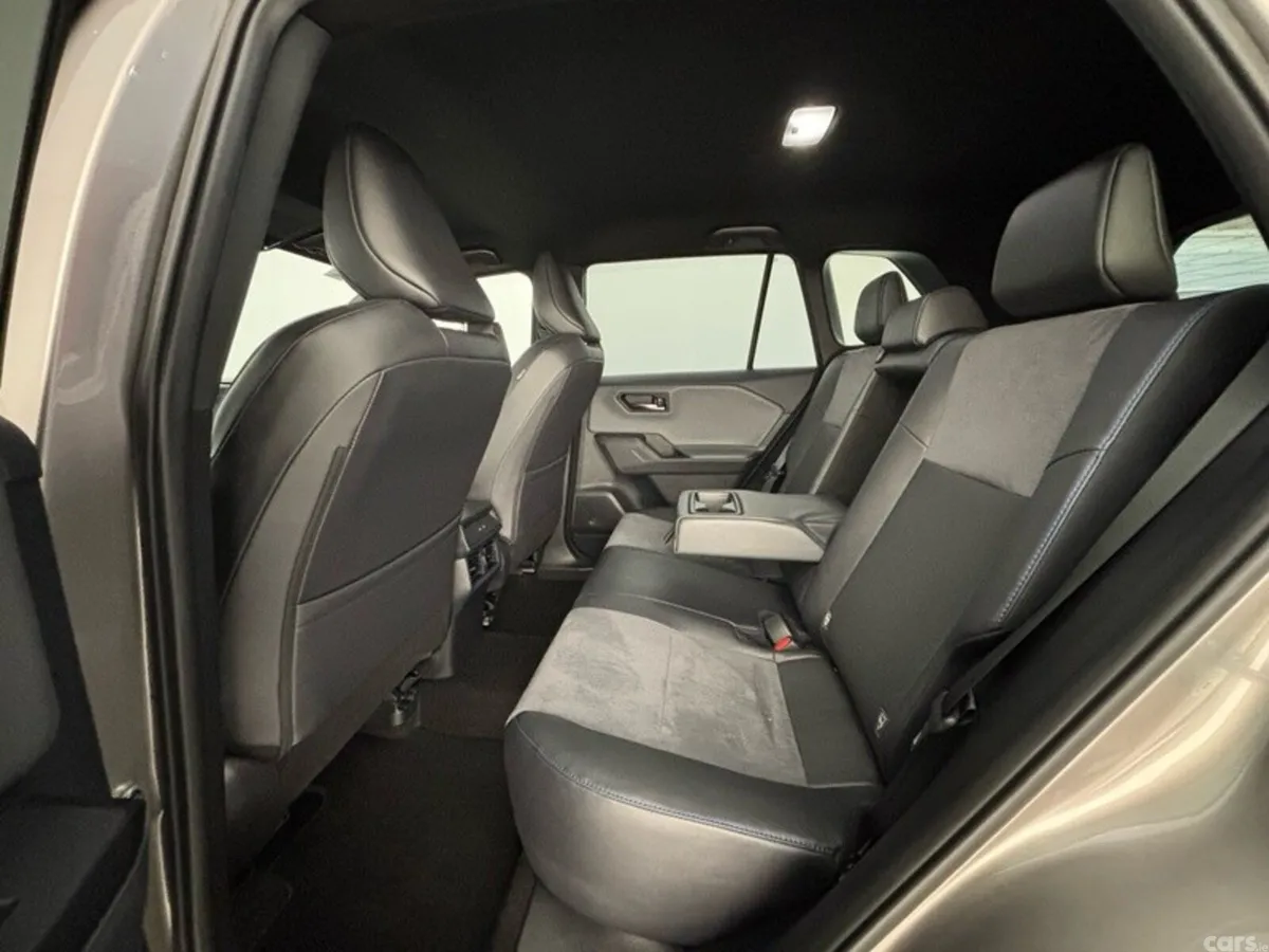 Toyota RAV4 SUV, Petrol Plug-in Hybrid, 2027, 
