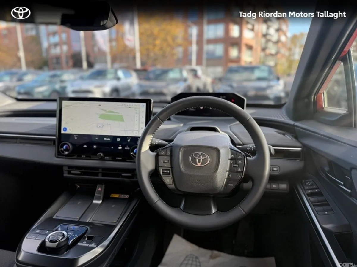 Toyota C-HR Estate, Electric, 2026, Brown