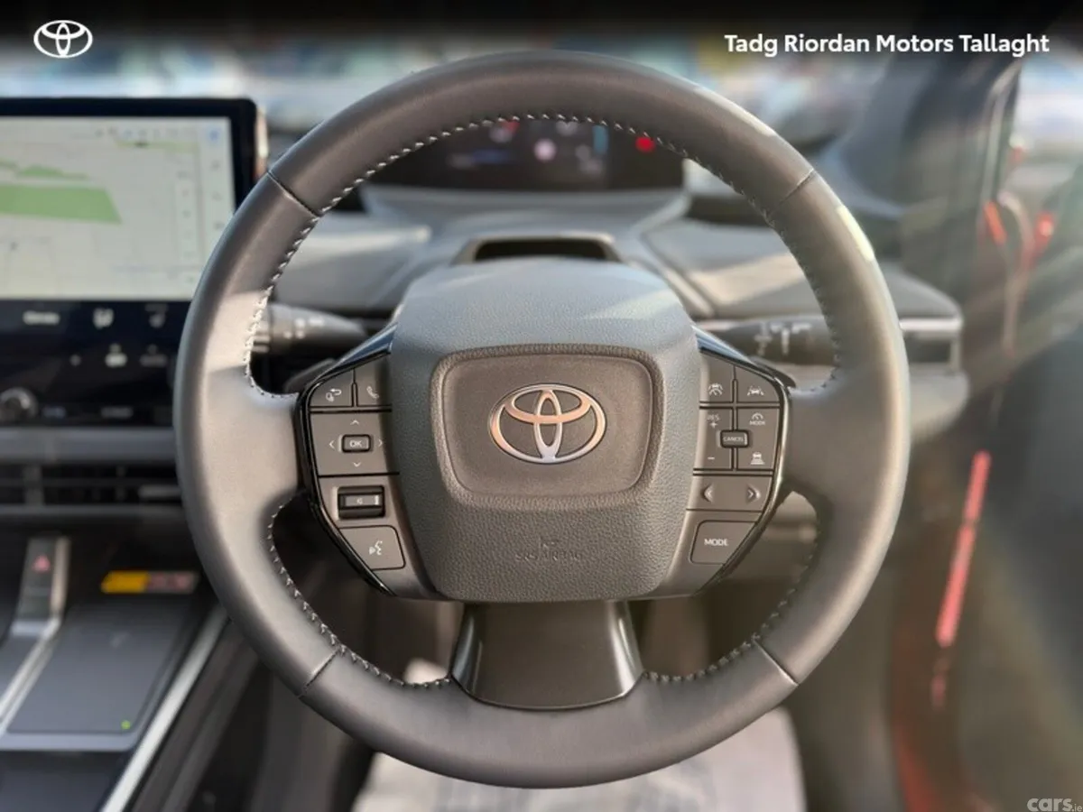 Toyota C-HR Estate, Electric, 2026, Brown
