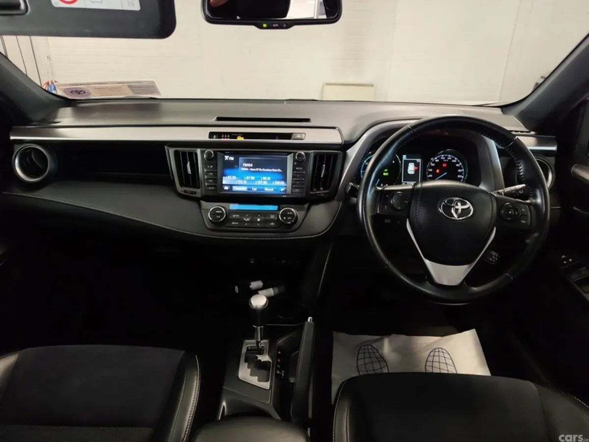 Toyota RAV4 SUV, Petrol Hybrid, 2016, Silver