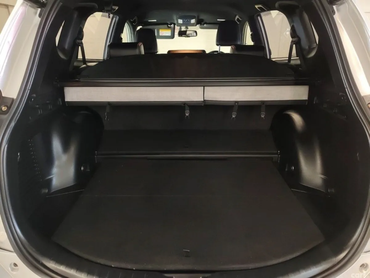 Toyota RAV4 SUV, Petrol Hybrid, 2016, Silver