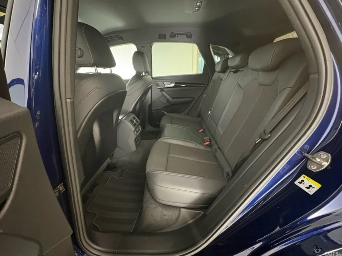 Audi Q5 SUV, Diesel, 2023, Blue
