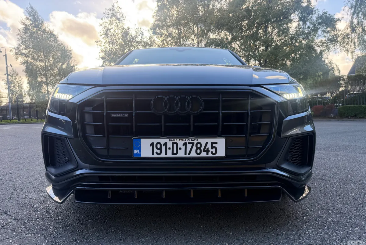 Audi Q8 Hatchback, Diesel, 2019, Grey