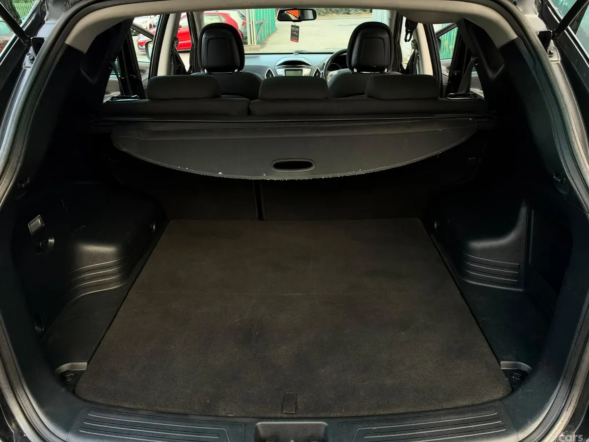Hyundai ix35 SUV, Diesel, 2012, Black