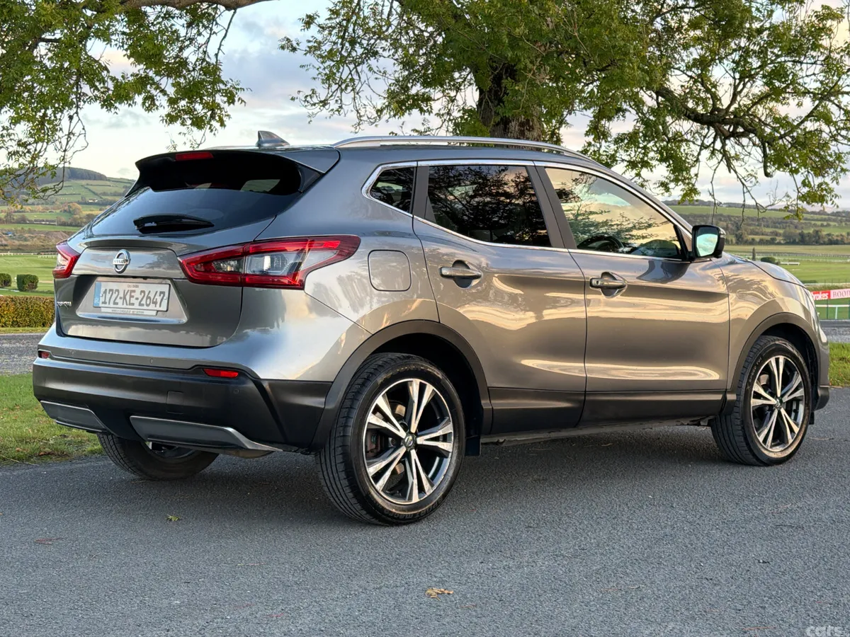 Nissan Qashqai SUV, Diesel, 2017, Grey