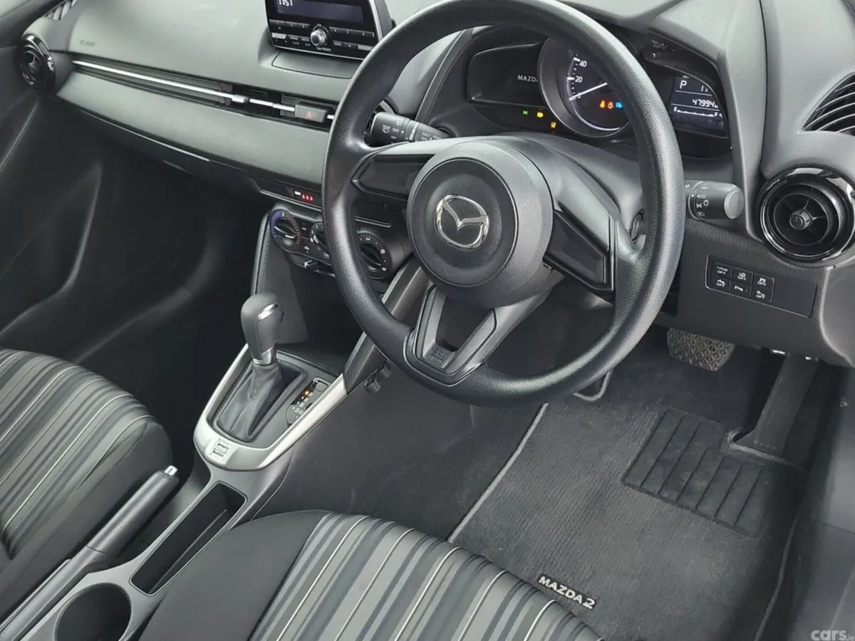 Mazda Mazda2 Hatchback, Petrol, 2022, Silver