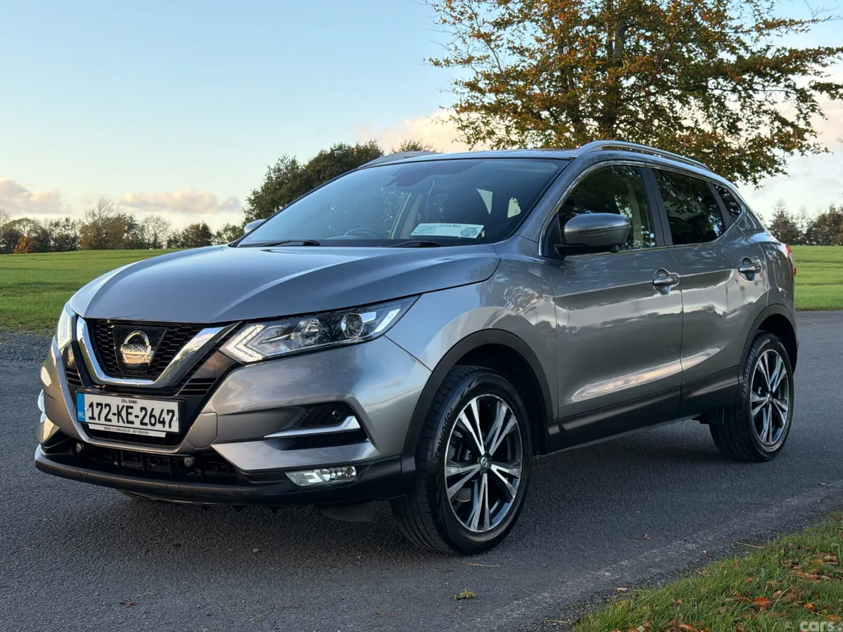 Nissan Qashqai SUV, Diesel, 2017, Grey