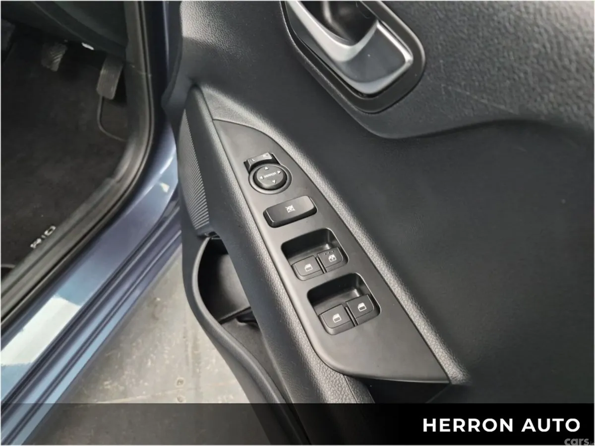 Kia Rio Hatchback, Petrol, 2023, Blue