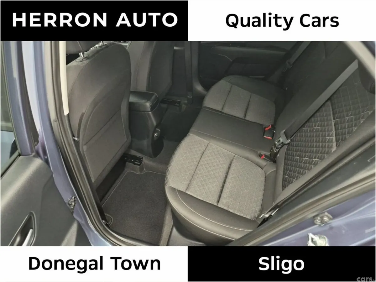 Kia Rio Hatchback, Petrol, 2023, Blue