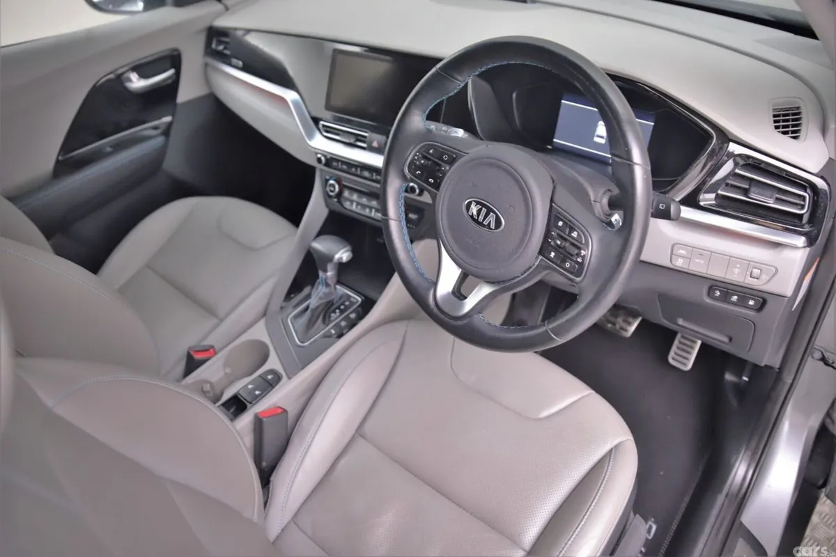 Kia Niro SUV, Petrol Plug-in Hybrid, 2021, Grey