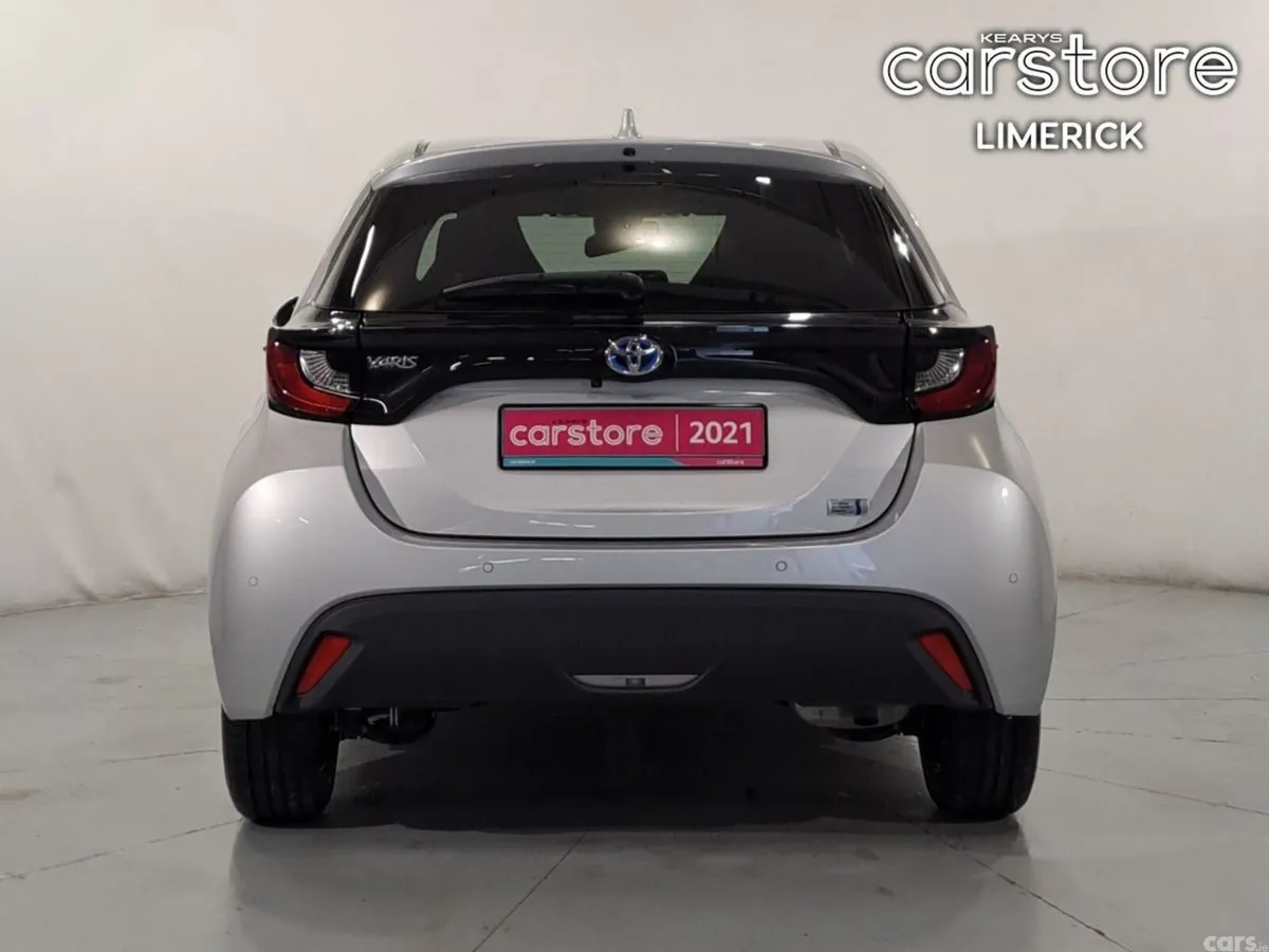Toyota Yaris Hatchback, Petrol Hybrid, 2021, Grey