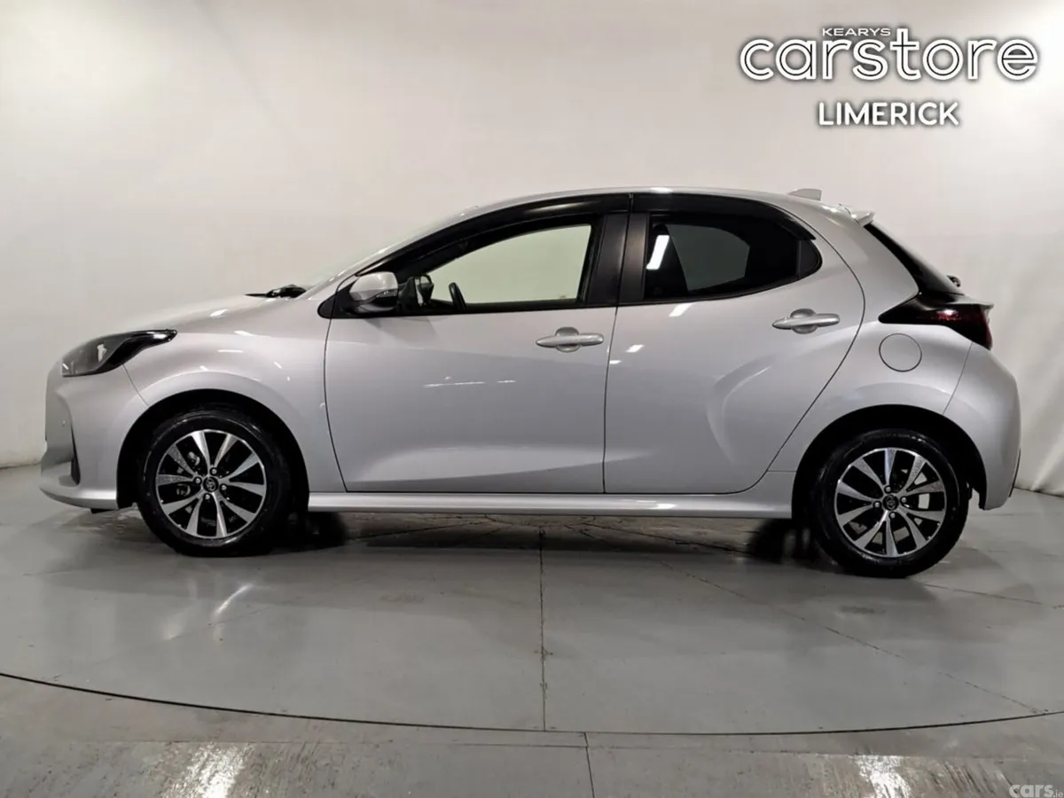 Toyota Yaris Hatchback, Petrol Hybrid, 2021, Grey