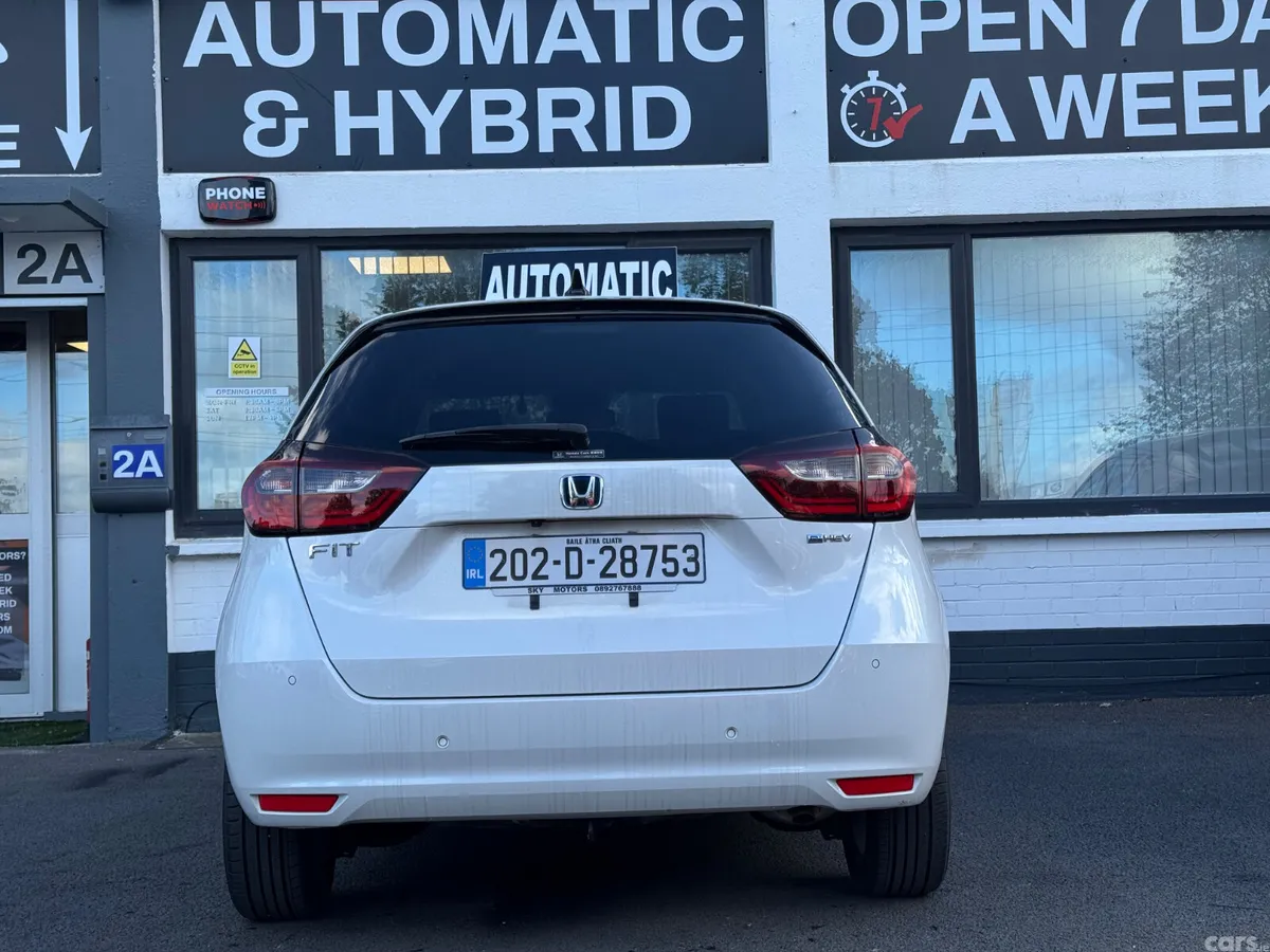 Honda Fit Hatchback, Petrol Hybrid, 2020, White