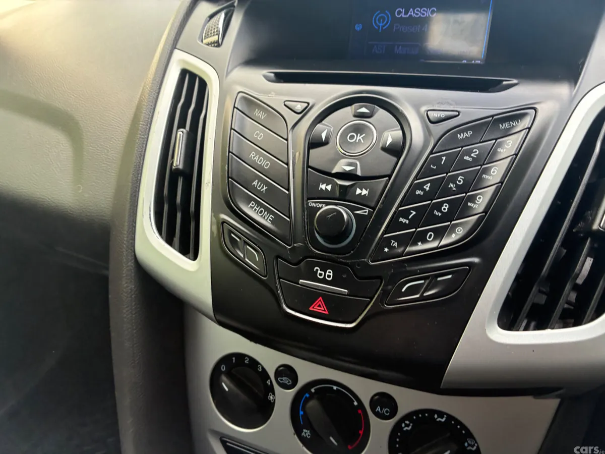 Ford Focus Hatchback, Diesel, 2012, Silver