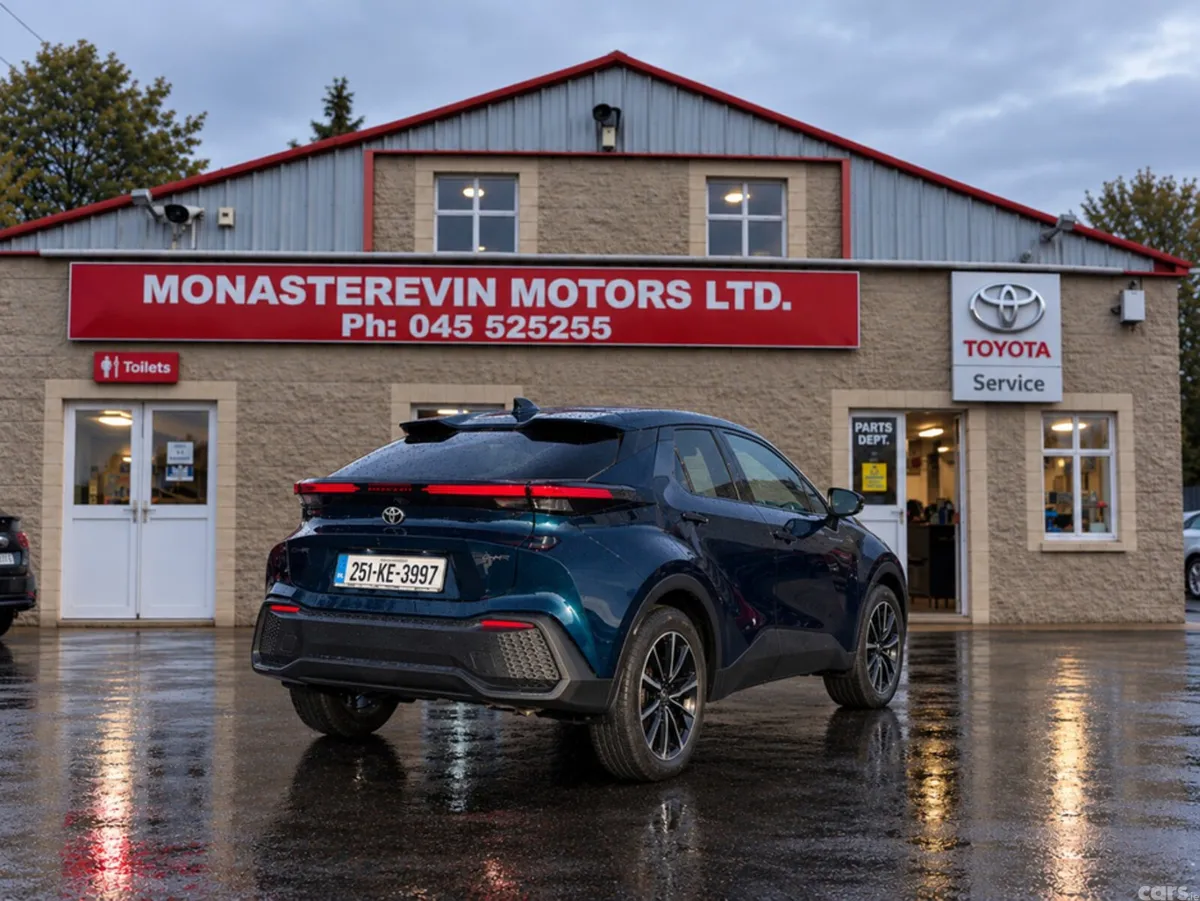 Toyota C-HR Hatchback, Petrol Hybrid, 2025, Blue