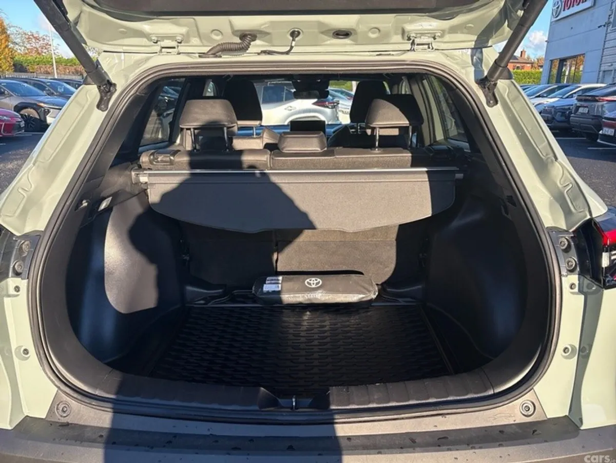Toyota Corolla Cross SUV, Petrol Hybrid, 2026, Green