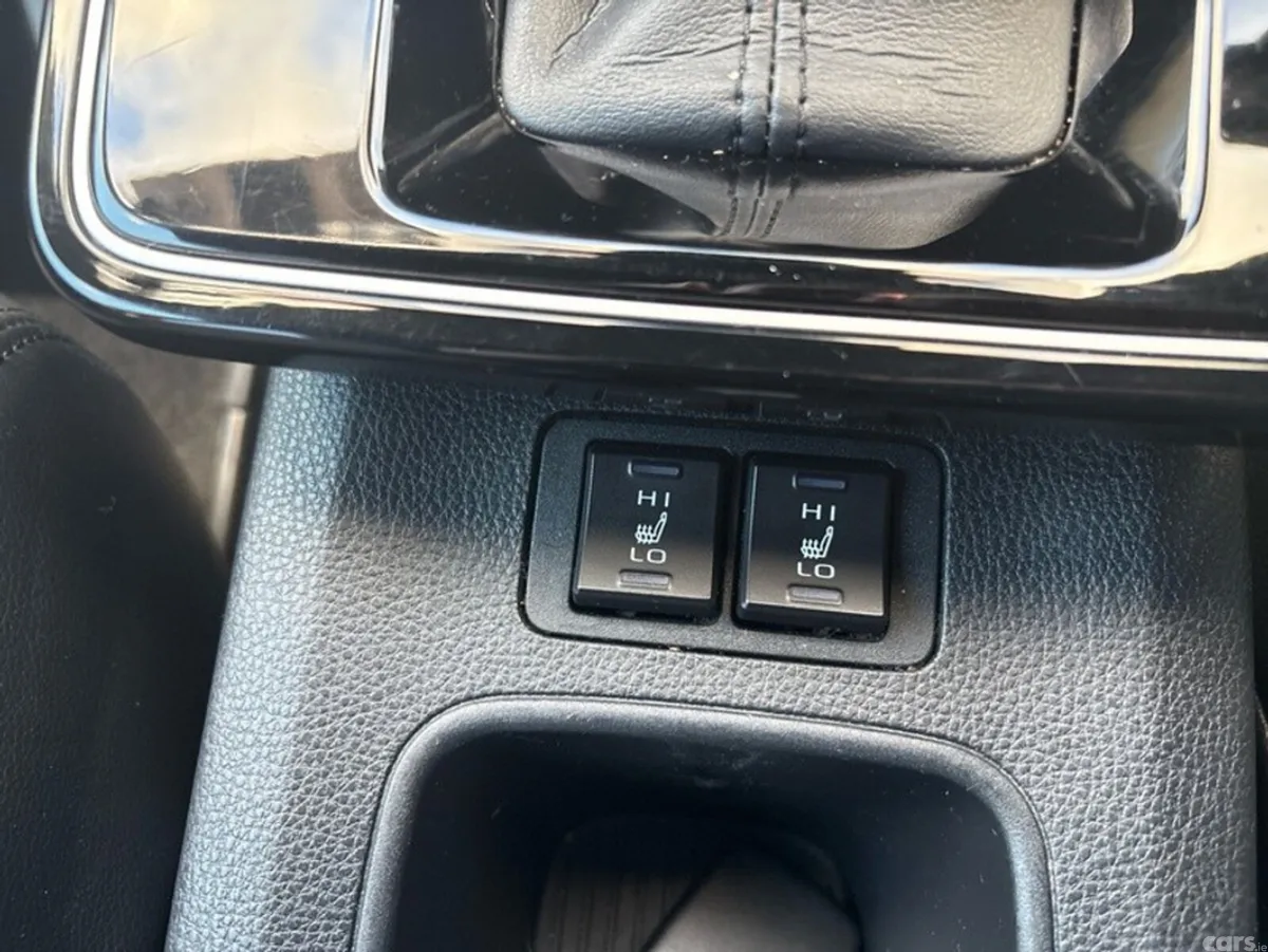 Toyota Corolla Cross SUV, Petrol Hybrid, 2026, Green