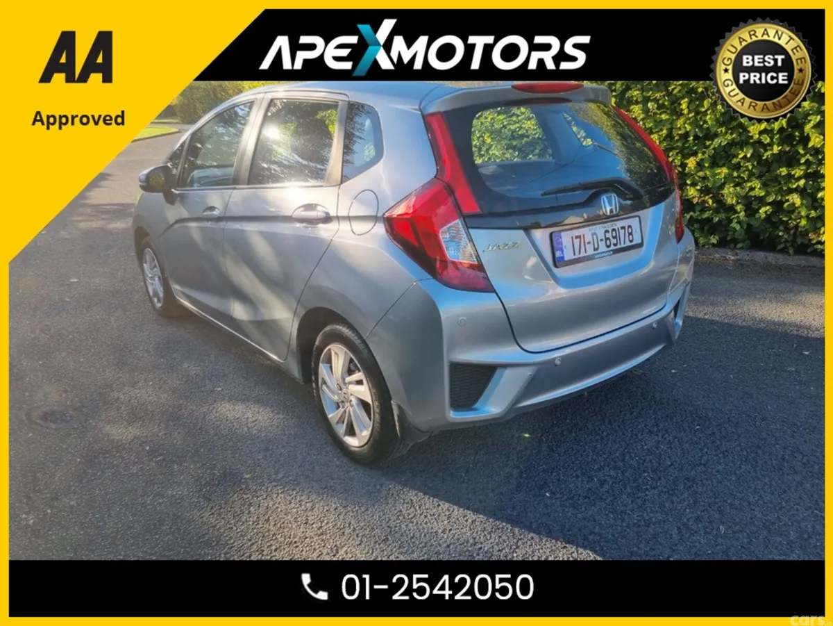 Honda Jazz Hatchback, Petrol, 2017, Silver