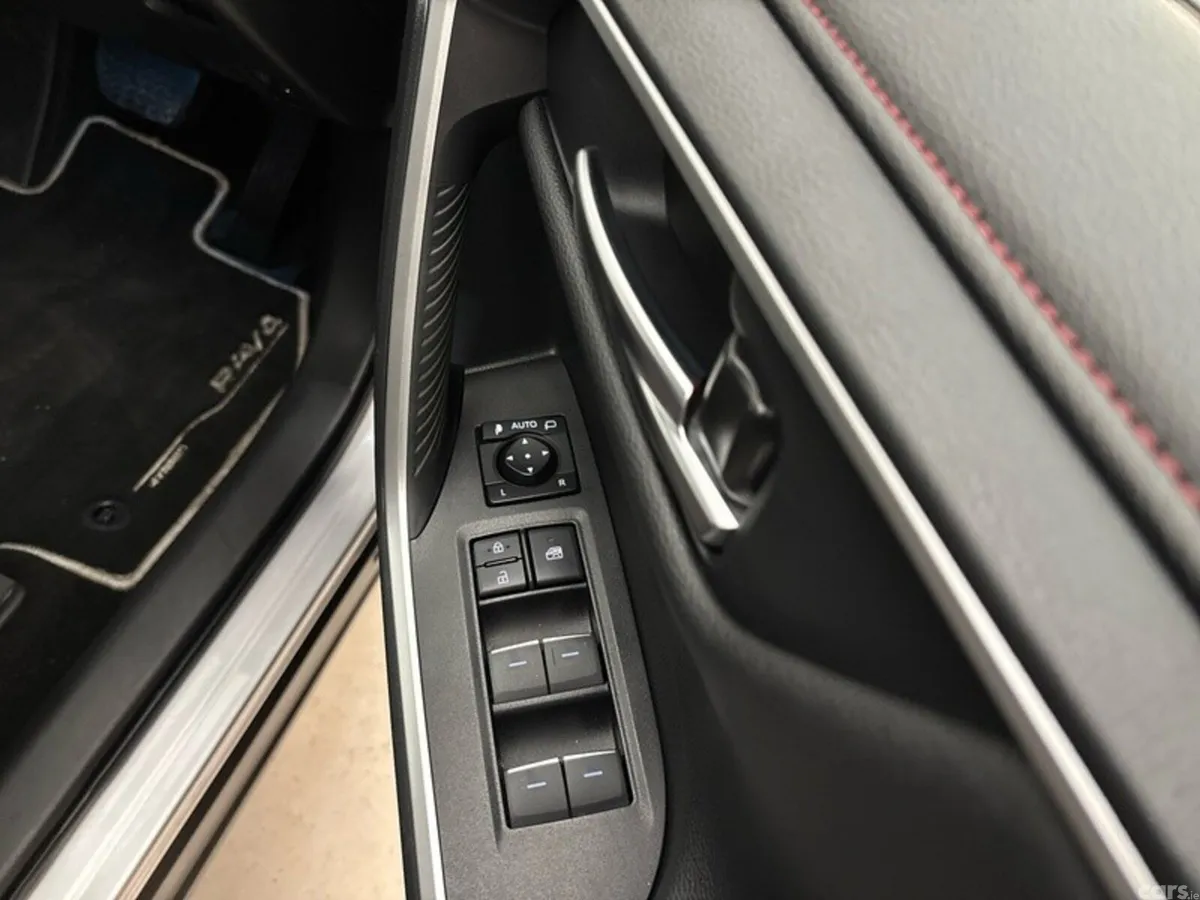 Toyota RAV4 SUV, Petrol Hybrid, 2023, Grey