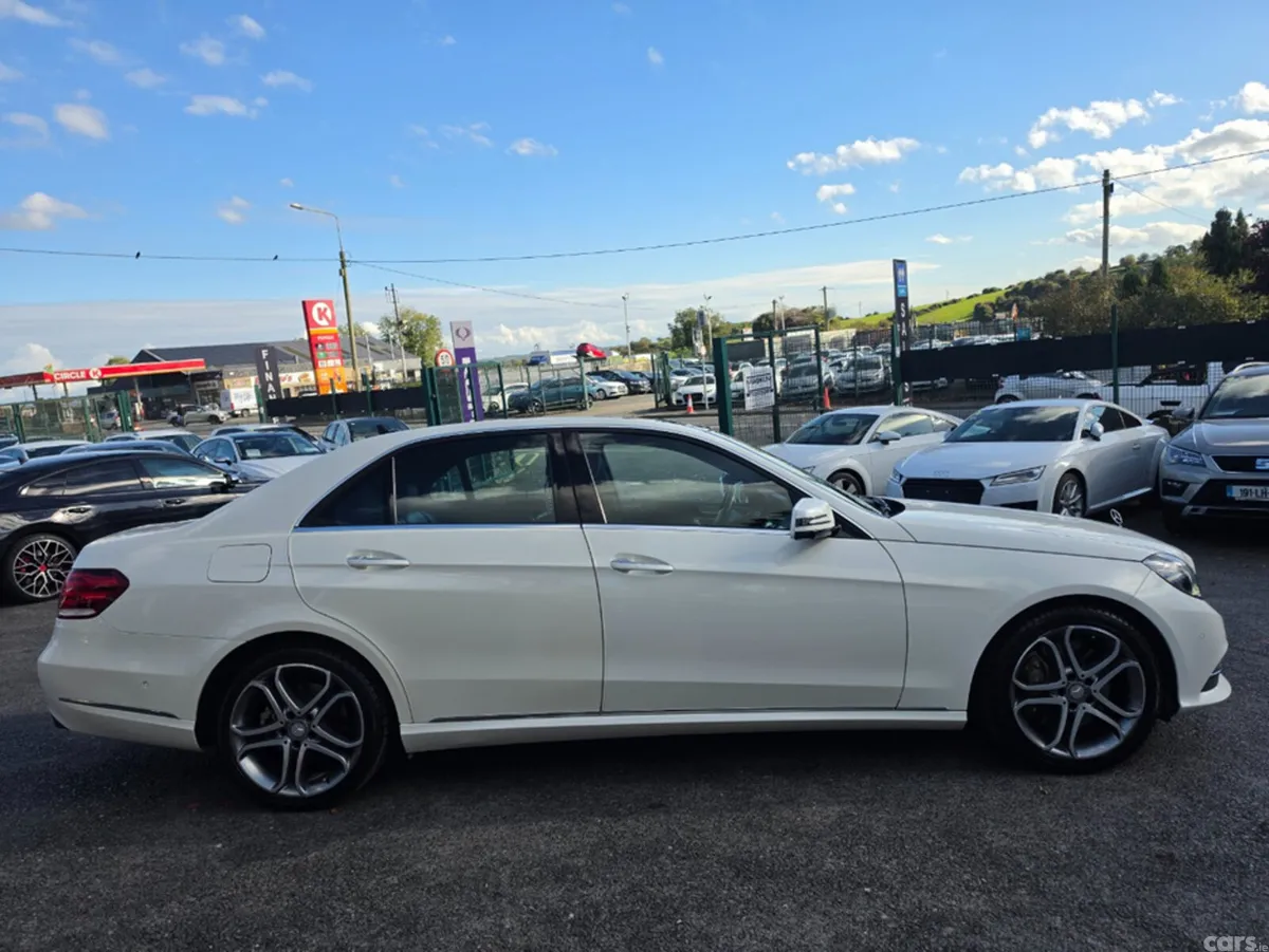 Mercedes-Benz E-Class Saloon, Petrol Hybrid, 2015, White